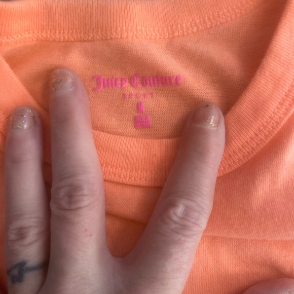 Cute orange tank top. - Picture 2 of 4